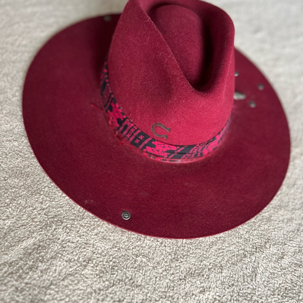 Charlie 1 Horse felt hat Women’s size Medium